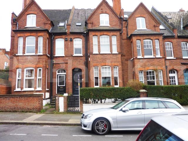 			GARDEN FLAT!, 1 Bedroom, 1 bath, 1 reception Flat			 Bramshill Gardens, KENTISH TOWN